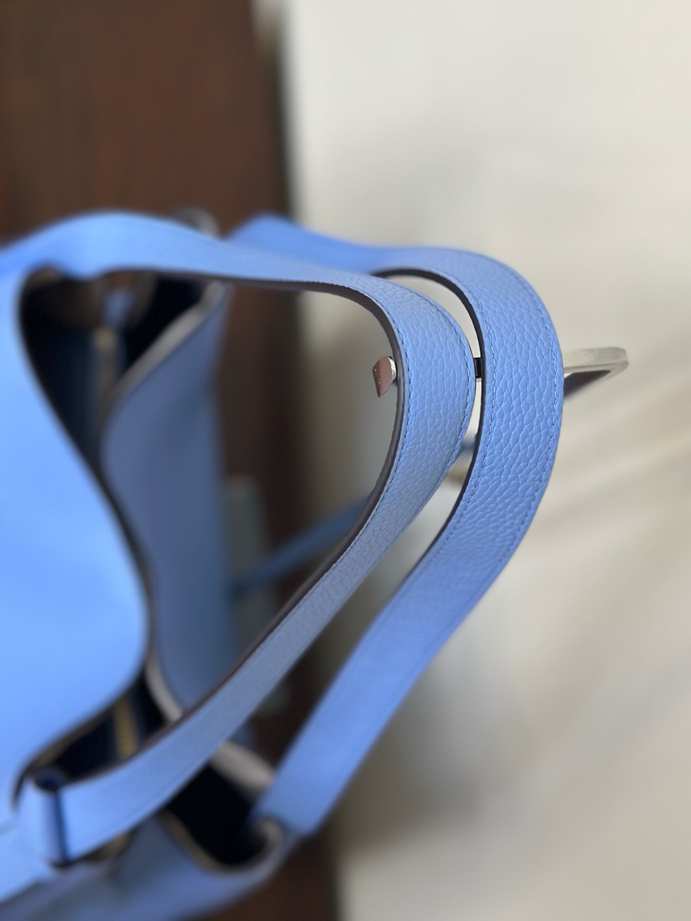 Kate Spade Knott Large Shoulder Bag - Periwinkle Blue - Like New! See Video! - Picture 10 of 12
